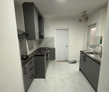 2 bedroom house share to rent - Photo 2