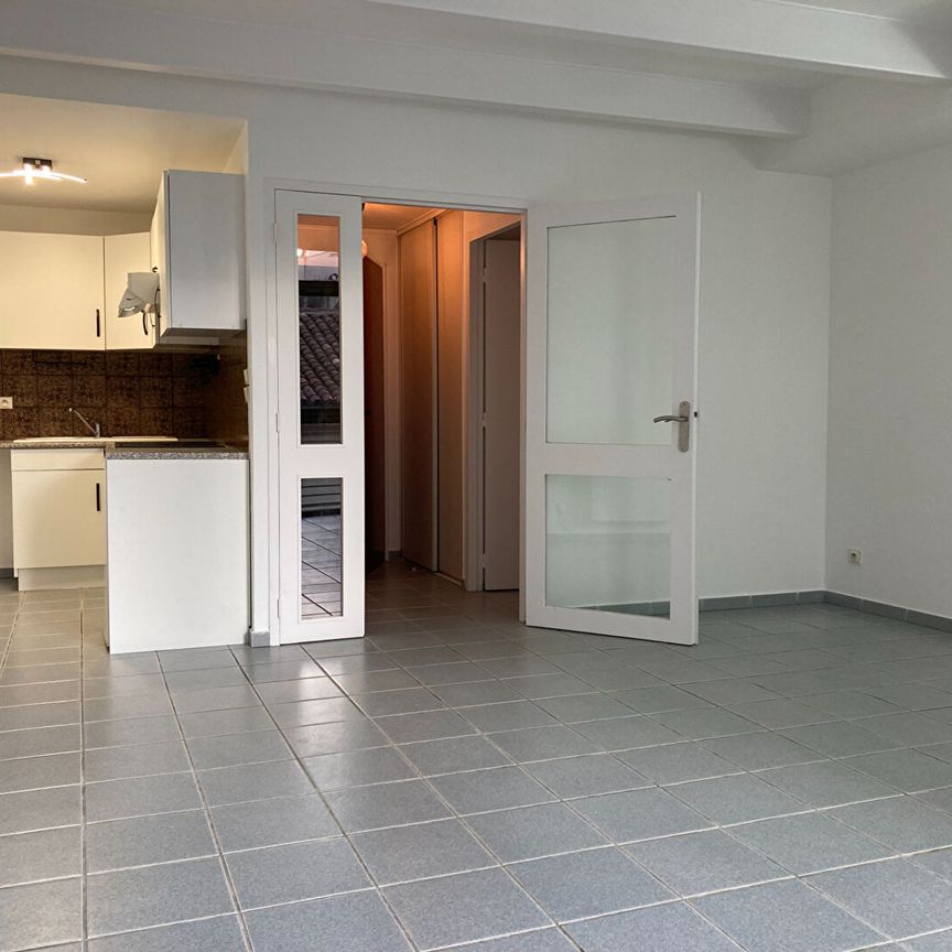 Location Appartement 2 pièces 60m² - Photo 1