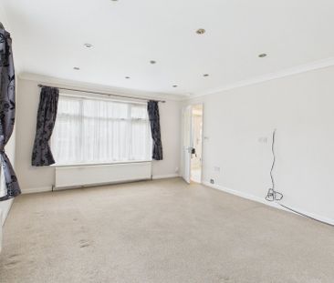 Hazell Way, Stoke Poges, Buckinghamshire,SL2 - Photo 3