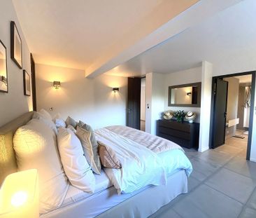 Maison à louer Mougins, Cote d'Azur, France8 500 EUR / Mois - Photo 4