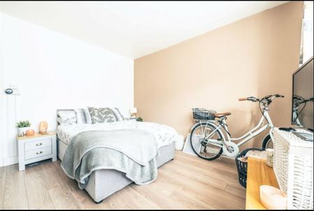 2 Bed Flat, Dorval Manor, SO15 - Photo 4