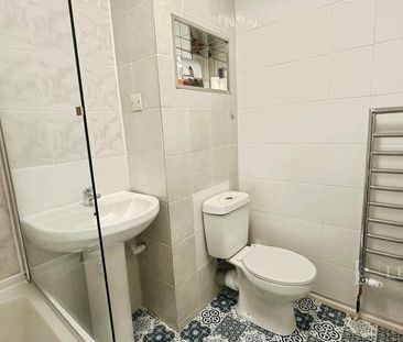3 bedroom semi-detached house to rent - Photo 6