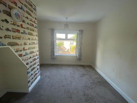 3 bedroom terraced house to rent - Photo 5