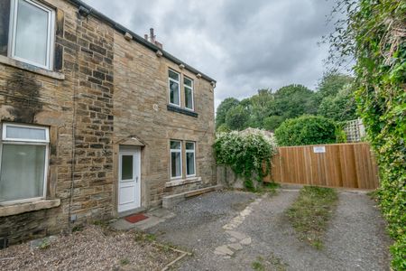 GELDERD ROAD BIRSTALL WF17 9PX - Photo 2