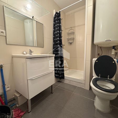 Charmant F2 avec terrasse et parking sécurisé - Photo 4