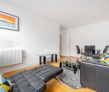 Sussex House, Reading, RG1 3EJ - Photo 2
