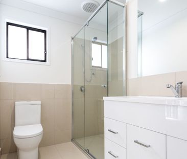 2/31 East Beaumont Road, Park Ridge QLD 4125 - House For Rent | Domain - Photo 1