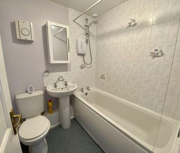 2 bedroom apartment to rent - Photo 2