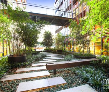 Sunday Apartments: Modern and Spacious One Bedroom Apartment! - Photo 3