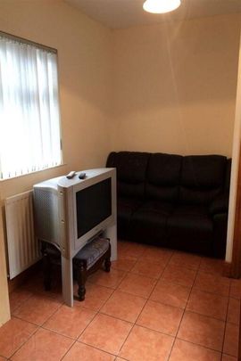 2, 28 Lawrence Street, Belfast, BT7 1LF - Photo 1