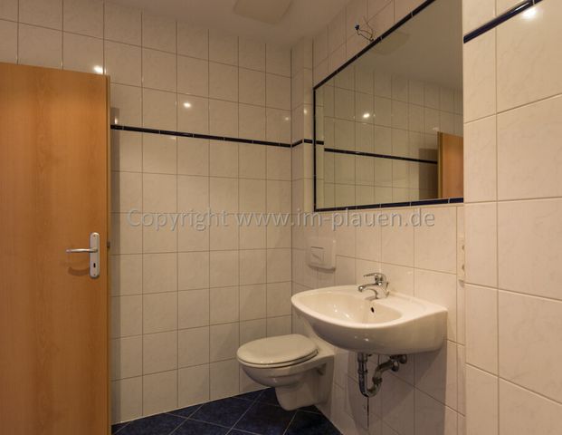 Plauen-Seehaus: 3-Zimmerwohnung mit Balkon & Stellplatz – 80?m² - - Photo 1