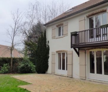 Maison • Fourqueux - Photo 4