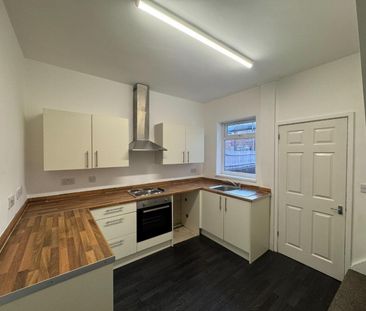 2 bedroom House To Let - Photo 4