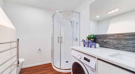 CONIFER GROVE, 3 BEDROOMS - Photo 5