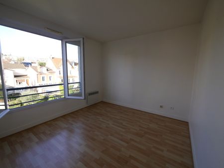 Appartement - 2 pièces - 51,20 m² - Suresnes - Photo 2