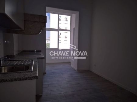 Apartamento T3 em Lisboa - Photo 4