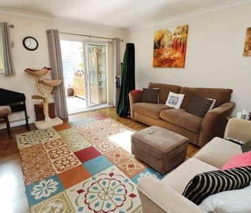 Parkwood Close, Bromborough, CH62 - Photo 2