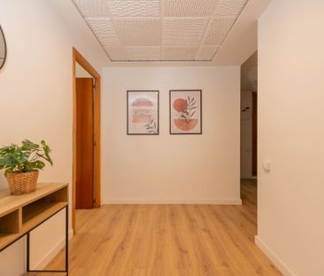 Lovely room with balcony in Benimaclet - Photo 2