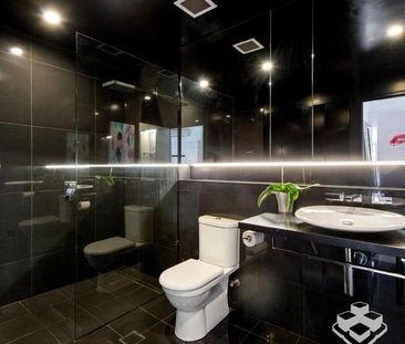 Spacious one bedroon Apartment in the Heart of Teneriffe - Photo 6