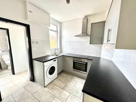 Gordon Street, Barnsley - Photo 4