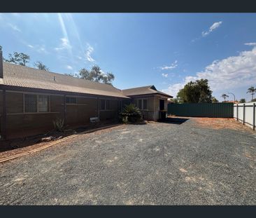 17 Skippers Loop, South Hedland, WA 6722 - Photo 3