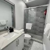 Studio Suite in a newly renovated home - Photo 4