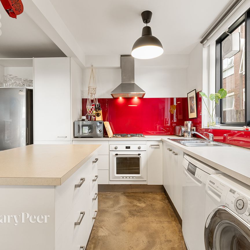 2 / 325 Orrong Rd, St Kilda East - Photo 1
