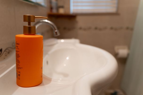 For Lease - 9 Sylla Avenue Unit# Upper, Toronto, Ontario - Photo 1