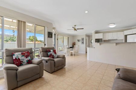 Immaculate Low-Set Home in a Quiet, Convenient Arundel Location - Photo 2