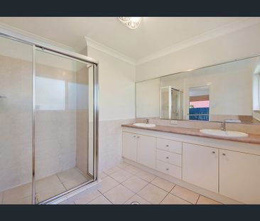 Spacious Family Living with Multiple Living Areas & Alfresco Entert... - Photo 5