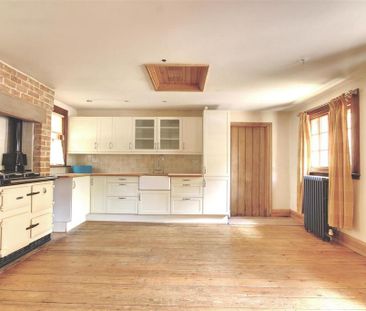 1 bedroom semi-detached bungalow to rent - Photo 4