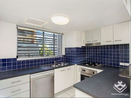 Furnished two bedrooms apartment at heart of Indooroopilly - Photo 5