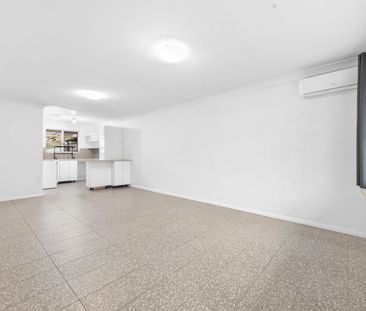 Conveniently located 2-bedroom, 1-bathroom home! - Photo 2