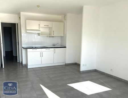 Location Appartement 2 pièces 41m² ST NAZAIRE 44600 - Photo 2