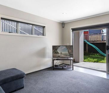 64a Rutherford Street - Photo 1