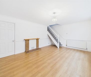 3 bedroom Detached house to rent - Photo 1