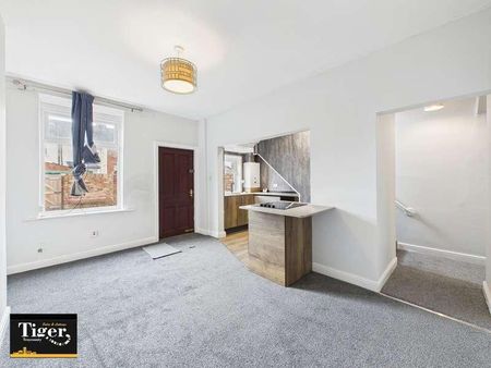 Westfield Road, Blackpool, FY1 - Photo 4