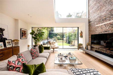 Lancaster Road, W11 - Photo 3