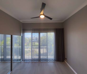 Fully Renovated Living in the Heart of Emerald Lakes - Photo 6