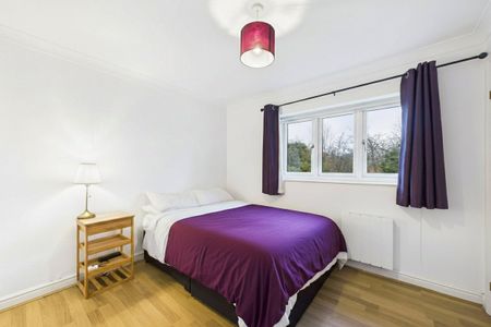 2 bedroom Flat in Sherbourne Court, Maidenhead - Photo 3