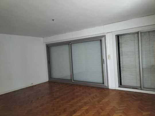 Location appartement 1 pièce 44.83 m² à Marseille 9e Arrondissement (13009) - Photo 1