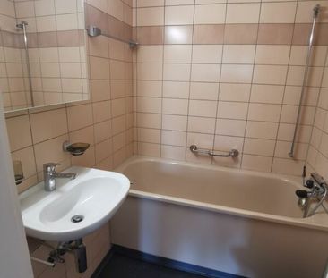 Schöne Singelwohung mit Balkon an guter Lage in Arbon - Photo 2