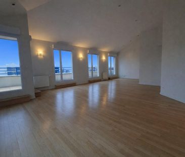 Location Appartement 5 pièces 121m² LYON 6ème - Photo 2