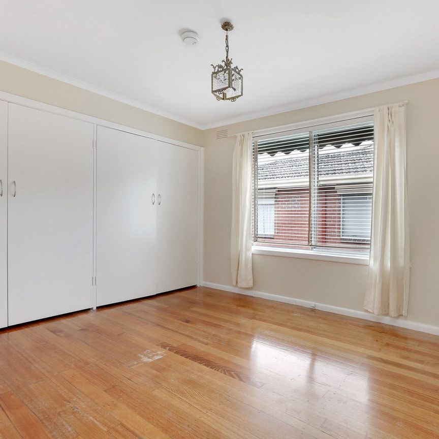 PRIME LIVING, PERFECT CONVENIENCE - Photo 1