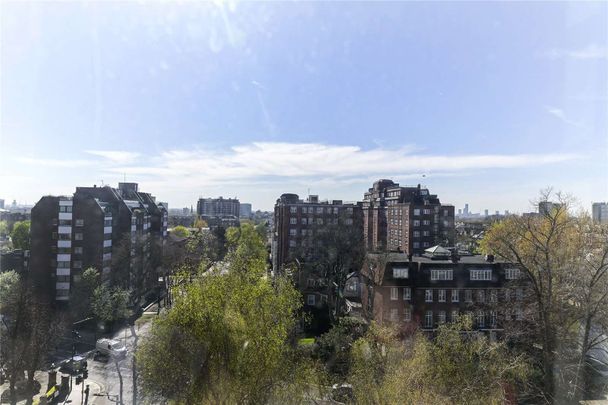Spacious penthouse apartment in a smart portered building in the heart of St John's Wood - Photo 1