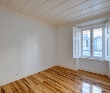 Cozy Renovated Apartment in Central Lisbon - Photo 1