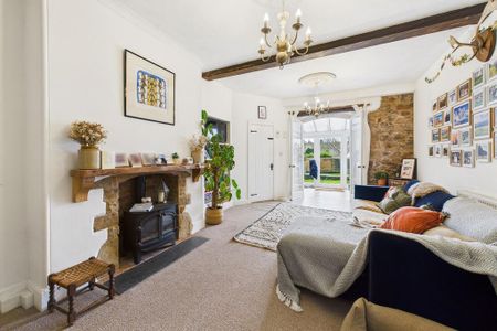 4 bedroom terraced house to rent - Photo 3