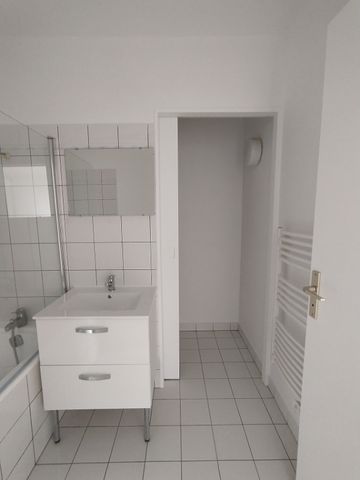 Appartement - 2 pièces - Jardin Lecoq/Facultés - Photo 2