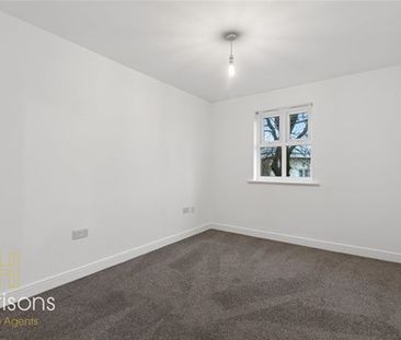 Thomasson Court, Bolton - Photo 3