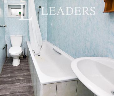 4 bedroom house to rent - Photo 4